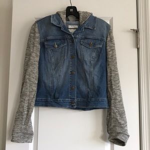 Size L Jessica Simpson jean jacket